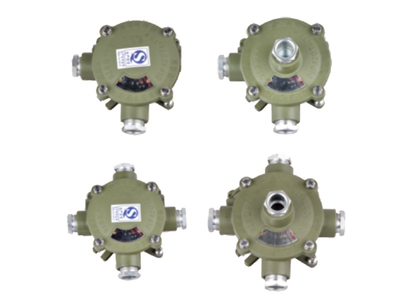 Explosion-proof junction box