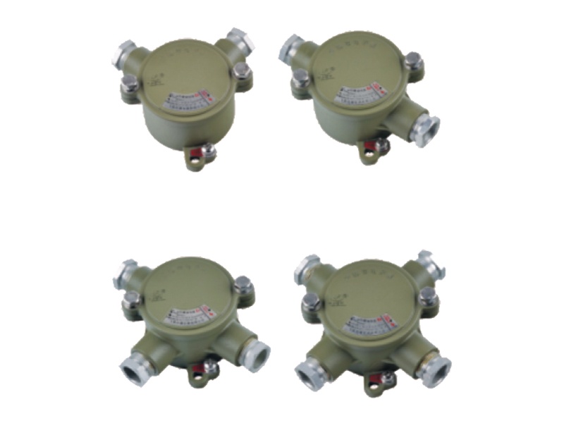 Explosion-proof junction box